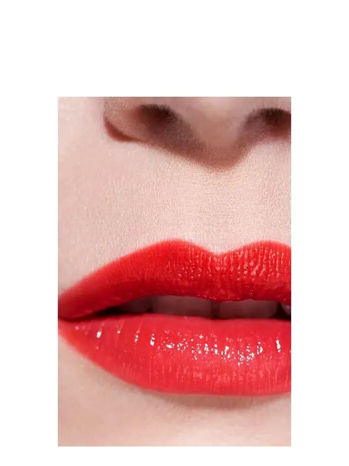 Помада-бальзам увлажняющая Chanel Rouge Coco Flash, 66 pulse, 3 г — изображение 6 из 7