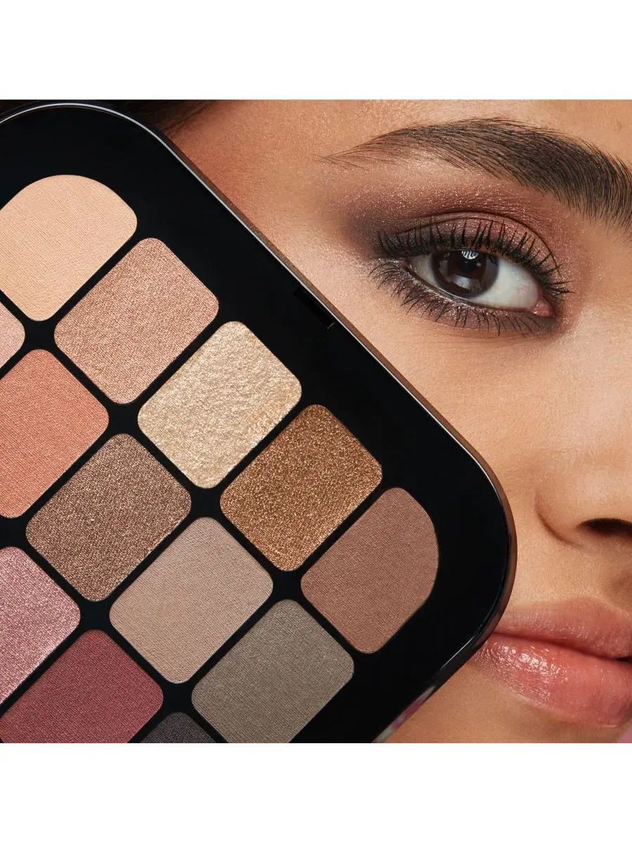 Палитра теней для век Master Eyeshadow Palette, 0.53 унции KIKO Milano, 01 Star Of The Show — изображение 4 из 4