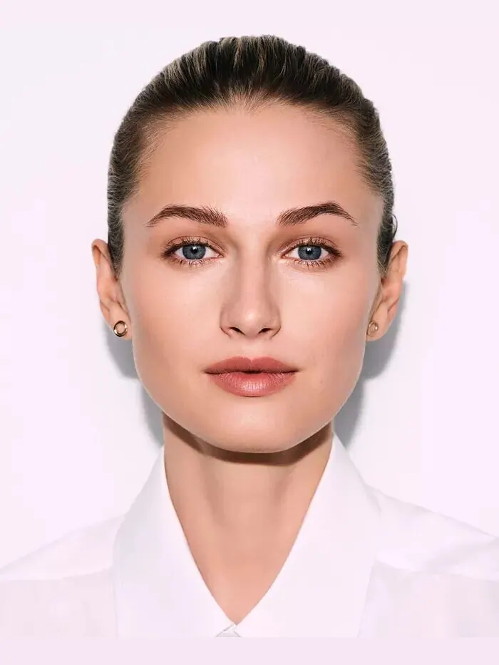 Консилер SPF 27, 0,17 унции Clé De Peau Beauté, цвет 13 Espresso — изображение 14 из 19