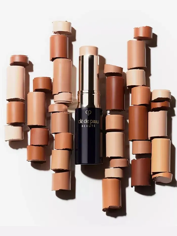 Консилер SPF 27, 0,17 унции Clé De Peau Beauté, цвет 2 Ocher — изображение 11 из 19