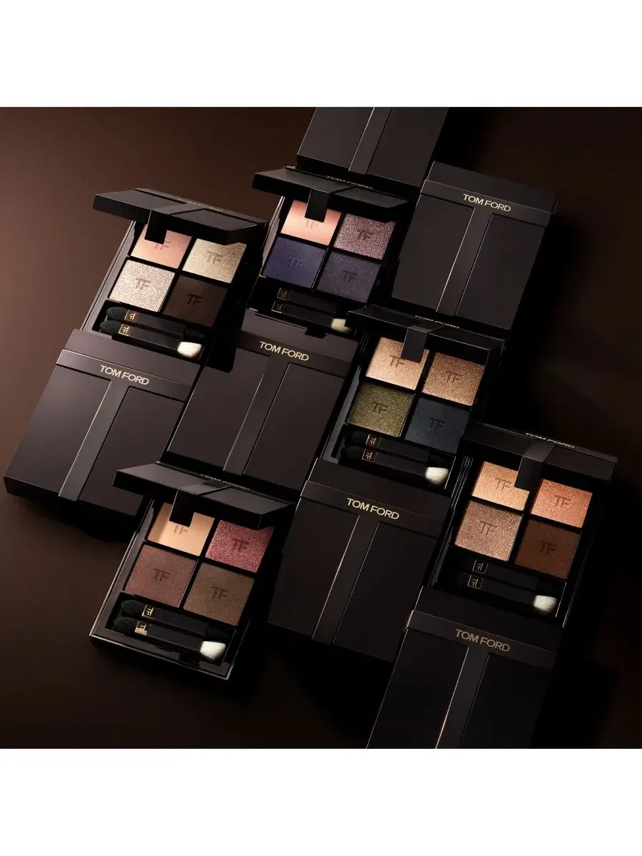 Палетка теней для век Runway Eye Color Quad, 7 г Tom Ford, 45 ember bronze — изображение 2 из 3