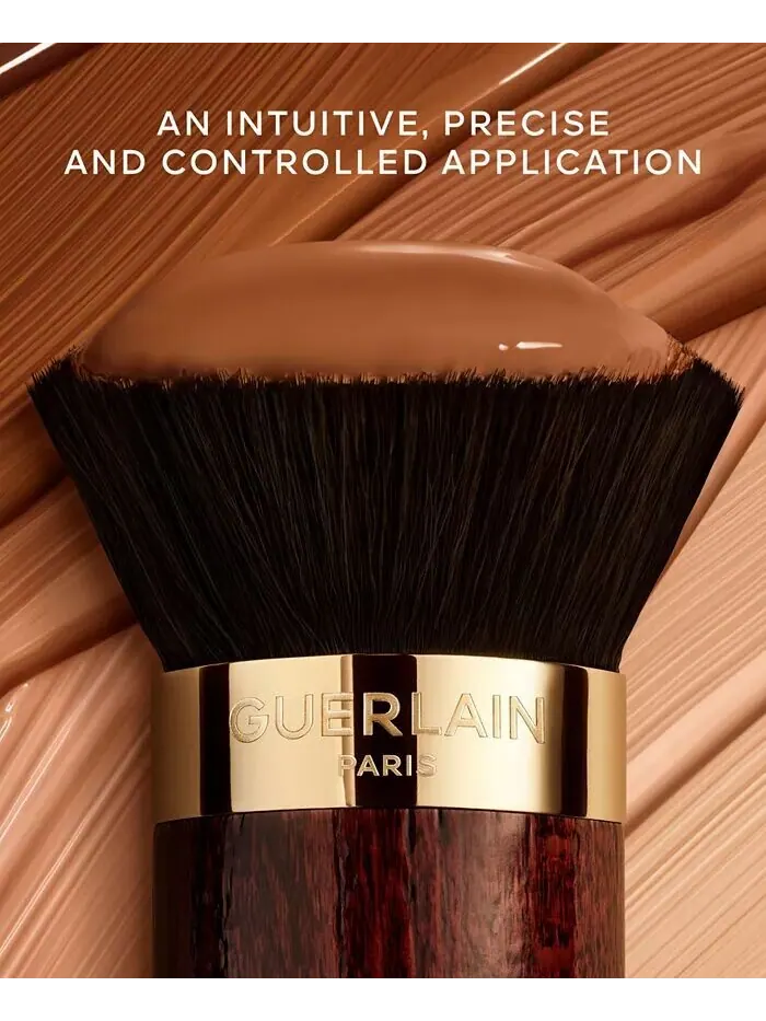 Кисть для тональной основы Кабуки Guerlain — изображение 2 из 4