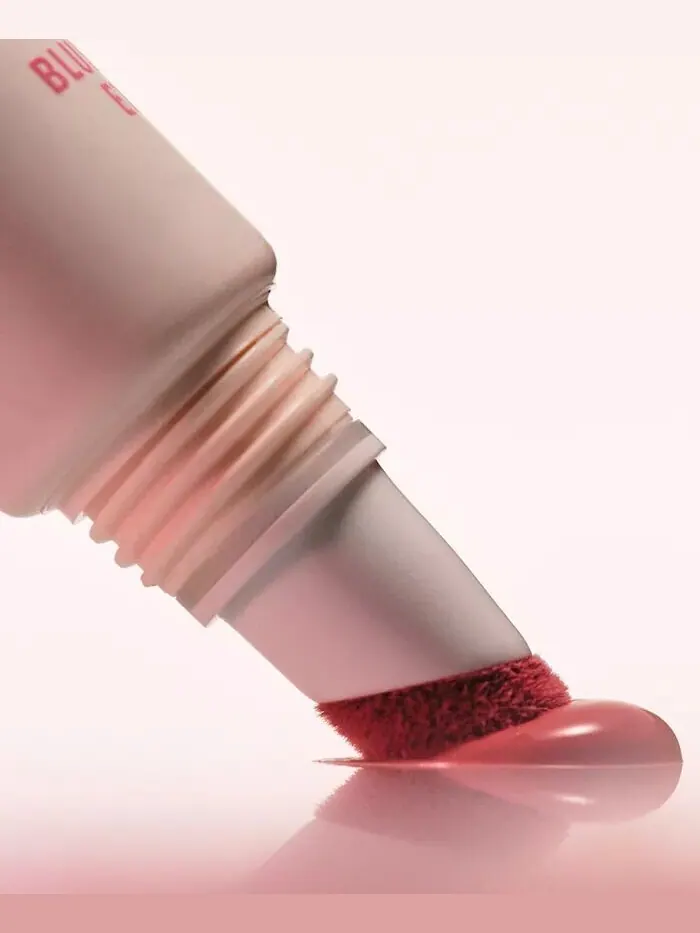 Румяна для губ и щек, 0,3 унции Kylie Cosmetics, цвет Dazed — изображение 4 из 6