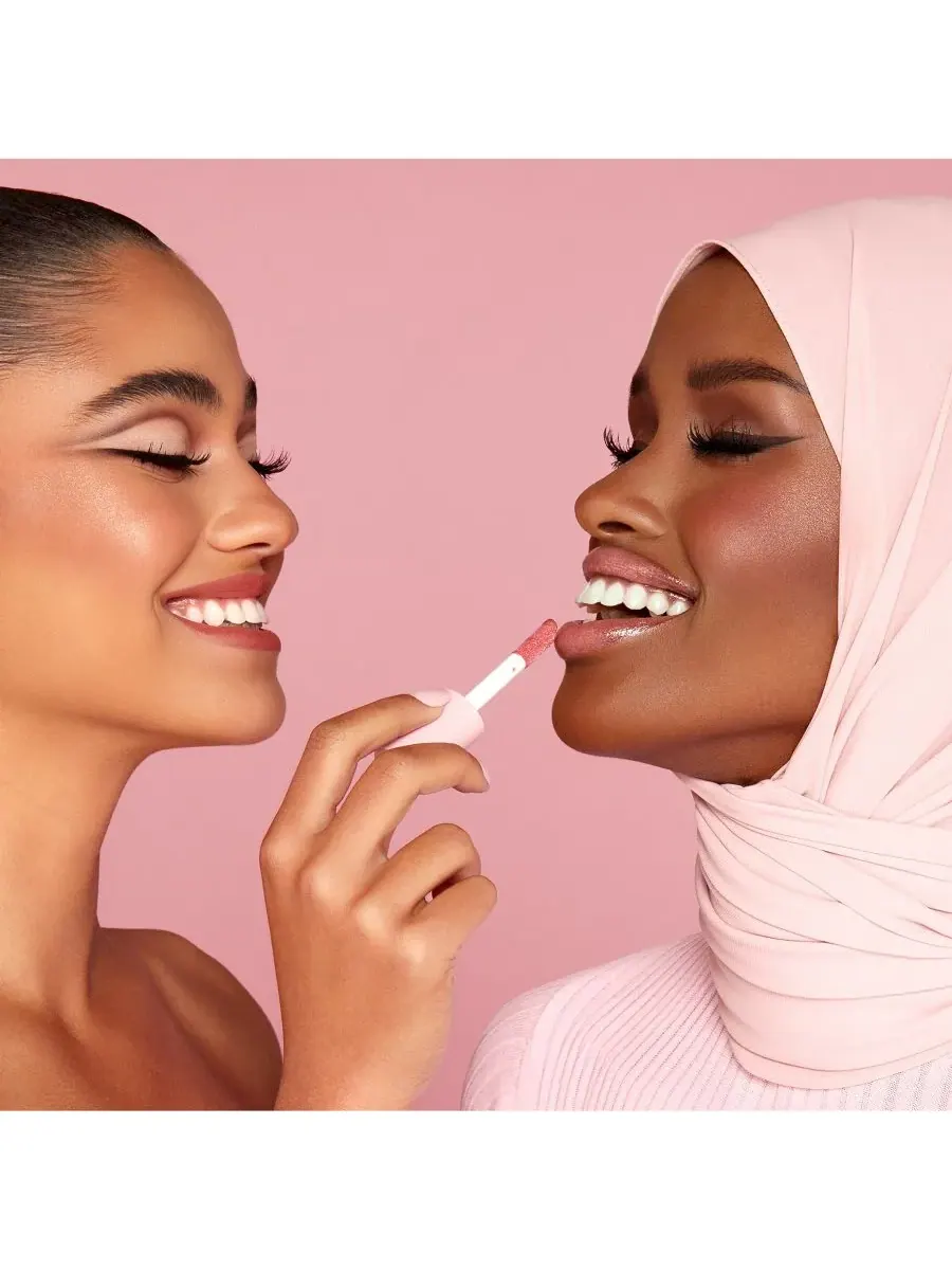 Высокий блеск Kylie Cosmetics, 208 Slept On — изображение 4 из 7