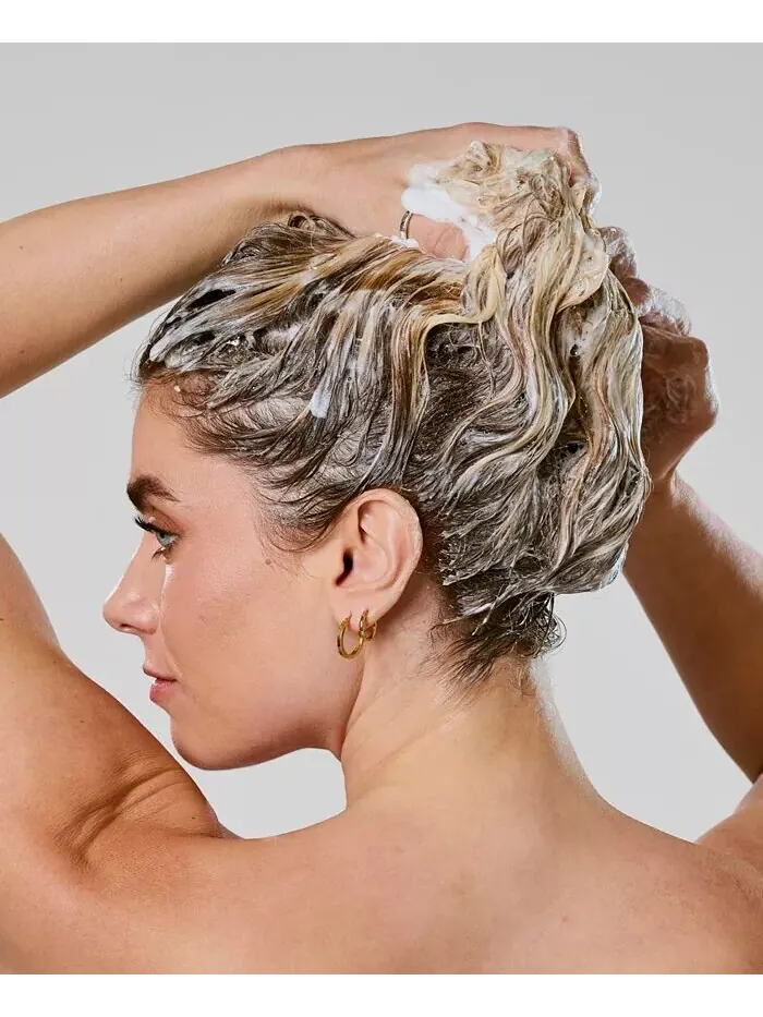 Увлажняющий шампунь Hairdresser's Invisible Oil, 8,5 унций Bumble And Bumble — изображение 6 из 7