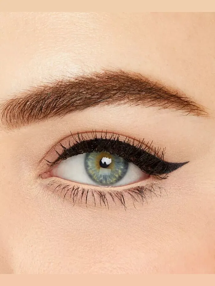 Жидкая подводка и отбеливатель Double Take Awake Micro Tarte — изображение 3 из 7