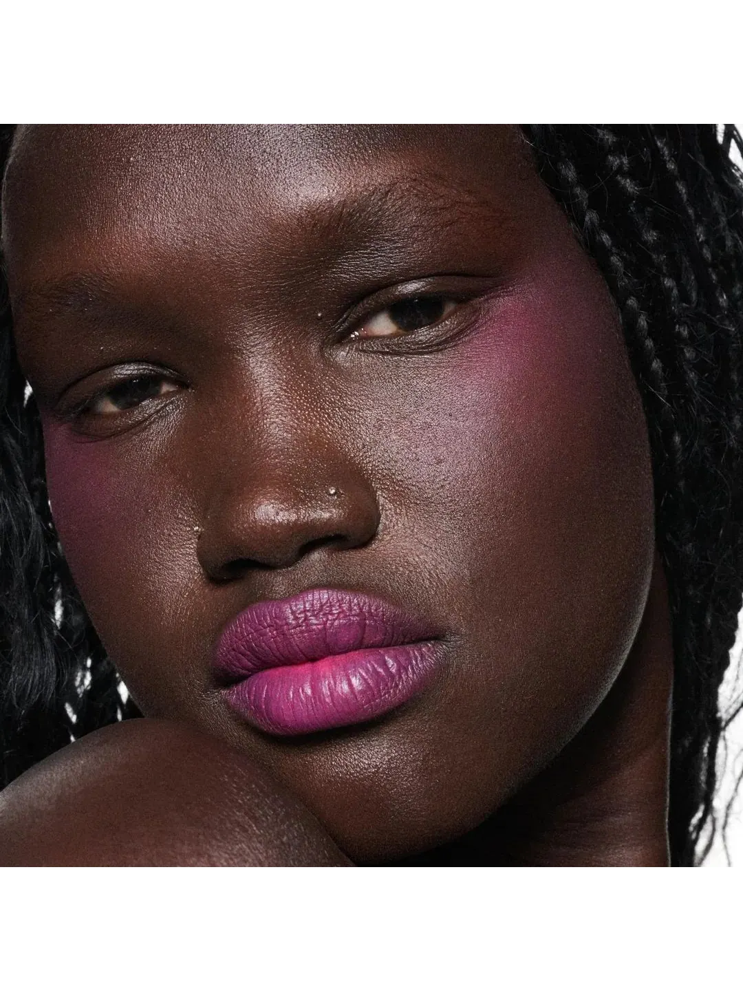 Мусс для губ и щёк MAC Powder Kiss Lip + Cheek Mousse, Make It Fashun!, 5 мл — изображение 5 из 8