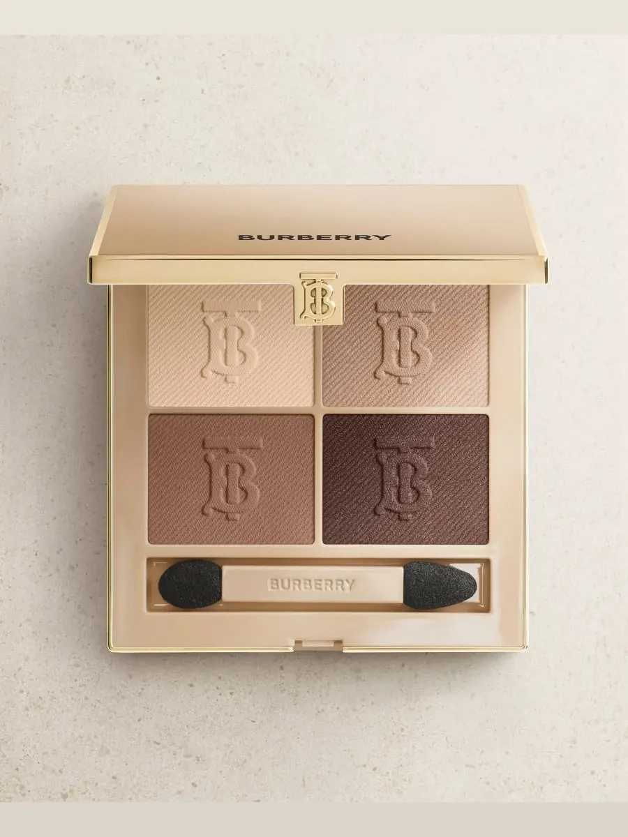Палетка теней для век Eye Quad, 0,16 унции Burberry, 02 Dusty Caramel Eye — изображение 10 из 10