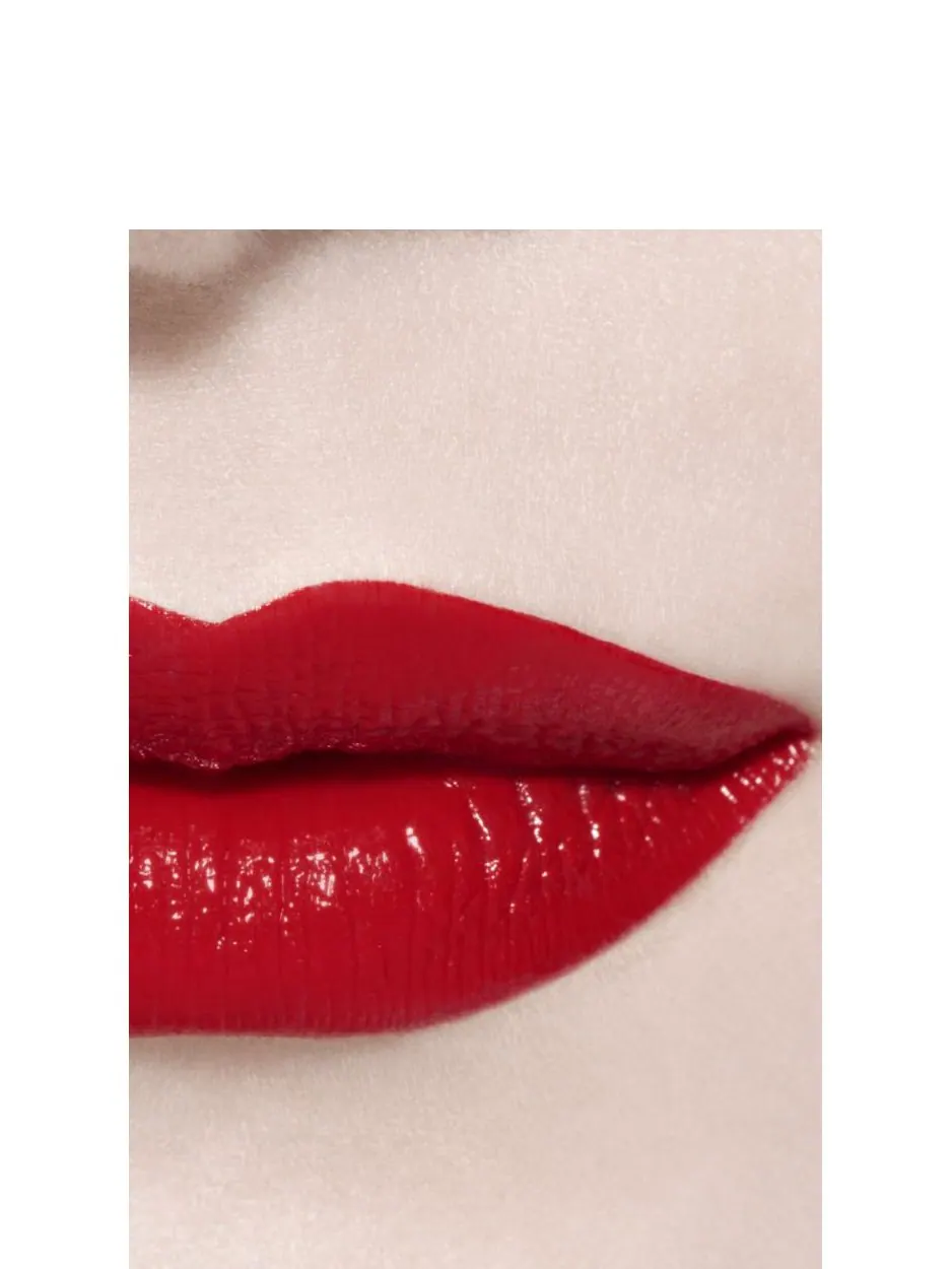 Жидкая помада Chanel Rouge Allure Laque, 73 invincible, 5.5 мл — изображение 3 из 5