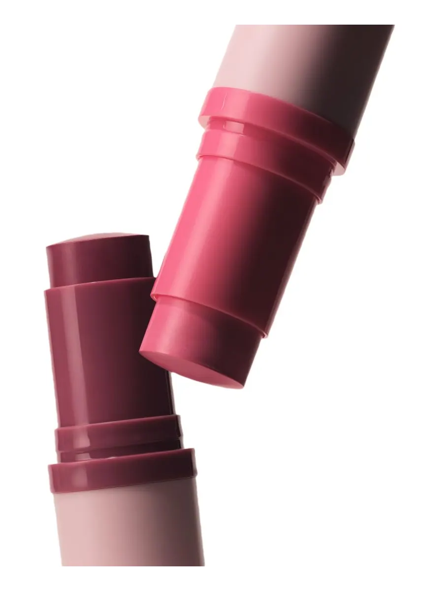 Румяна-стик в пудровой форме, 0,42 унции Kylie Cosmetics, цвет 352 - breakfast in bed — изображение 5 из 9