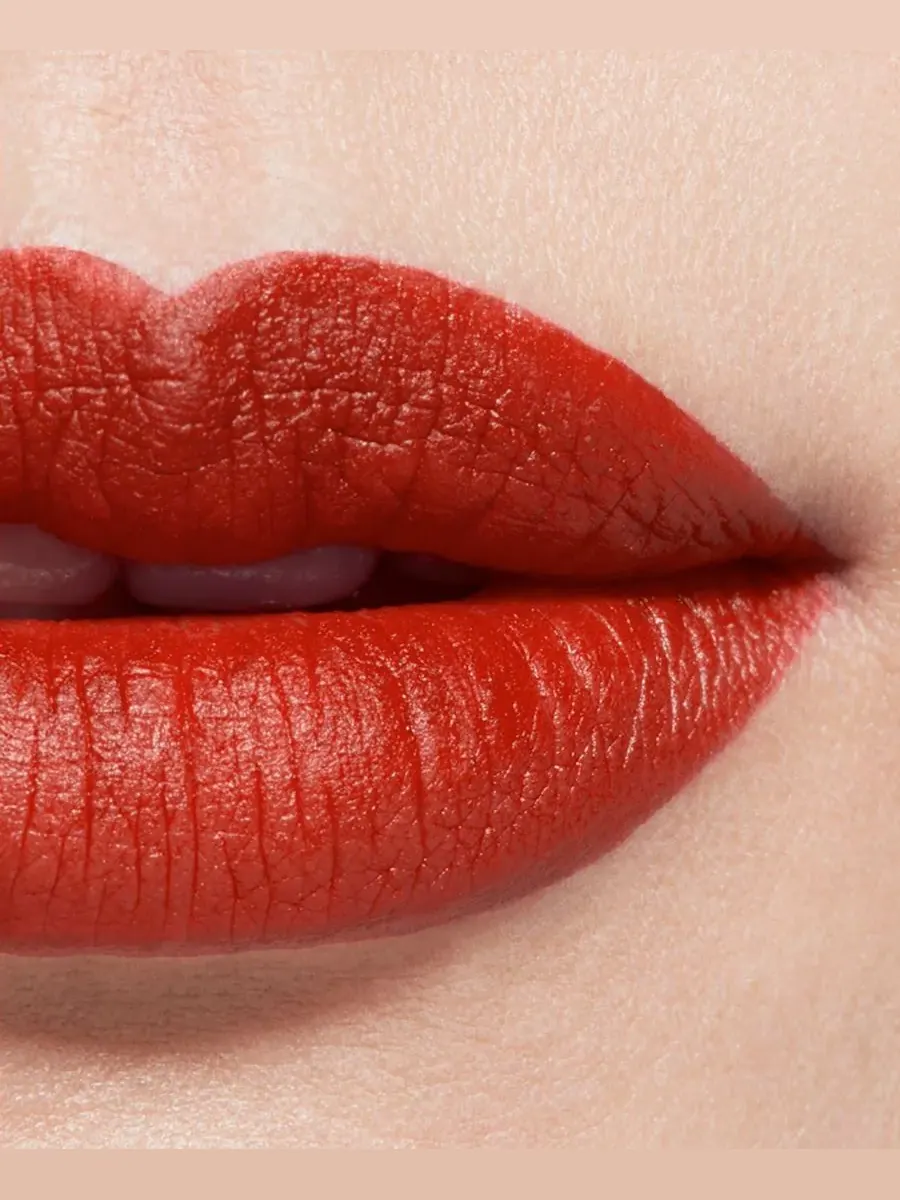 Матовая бархатная помада Rouge Allure Velvet Luminous Matte Lip Color, 0,12 унции CHANEL, 487 See — изображение 3 из 4