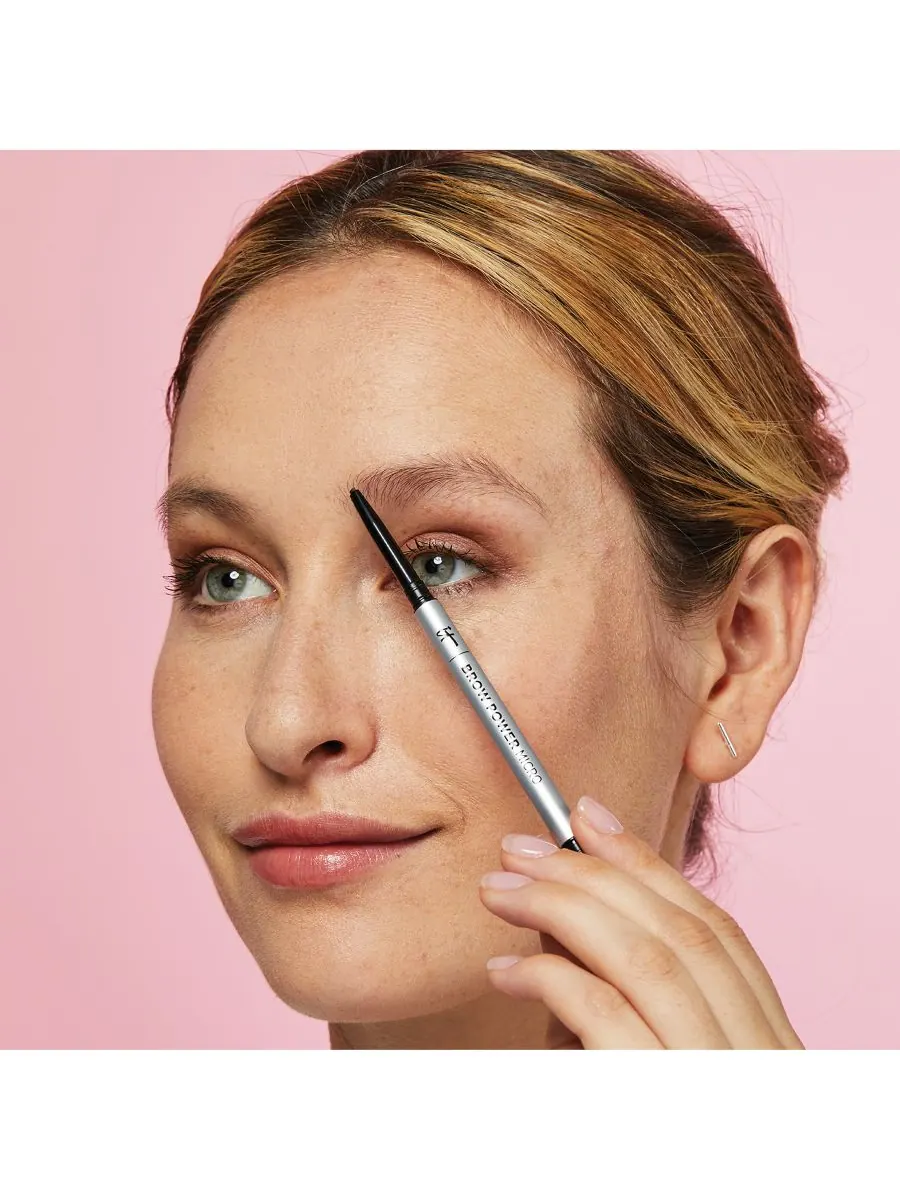 Карандаш для бровей Brow Power Micro Universal Defining Eyebrow Pencil IT Cosmetics, цвет universal — изображение 5 из 9