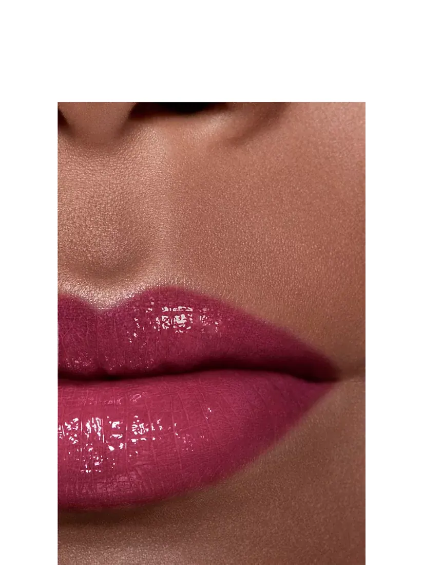 Увлажняющая помада-блеск Chanel Rouge Coco Flash, оттенок 96 Phenom?ne — изображение 6 из 7