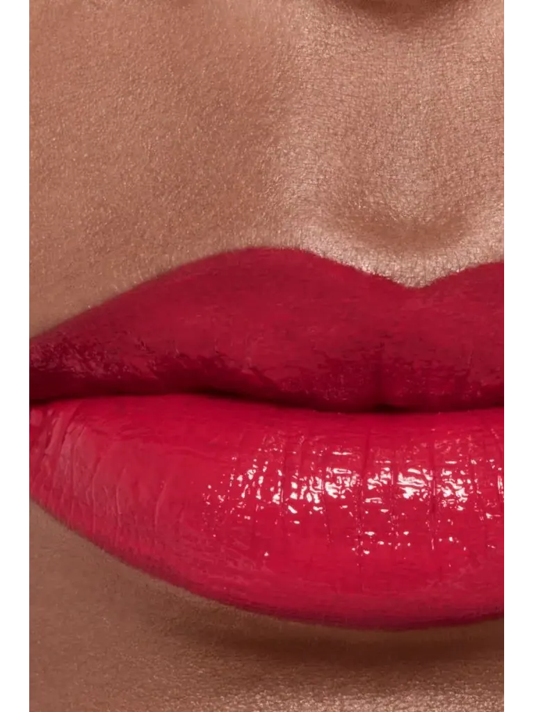 Жидкая помада Chanel Rouge Allure Laque, 70 immobile, 5,5 мл — изображение 5 из 5