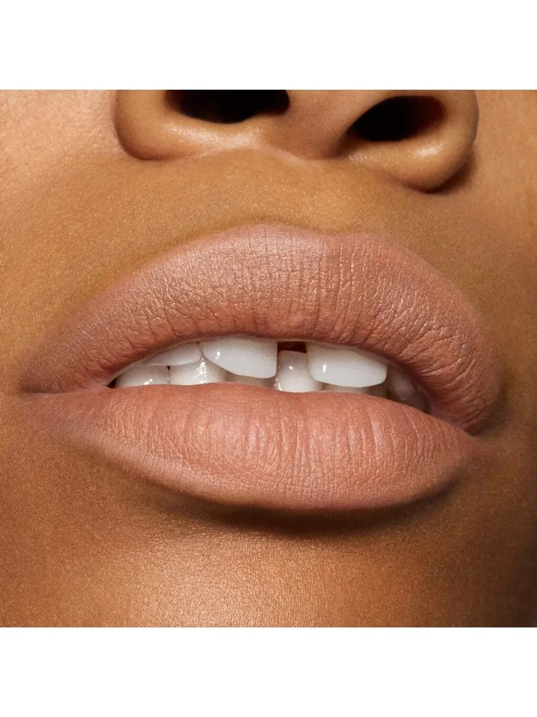 Губная помада MAC Powder Kiss Hazy Matte, Off the Market, 3.5 г — изображение 5 из 7