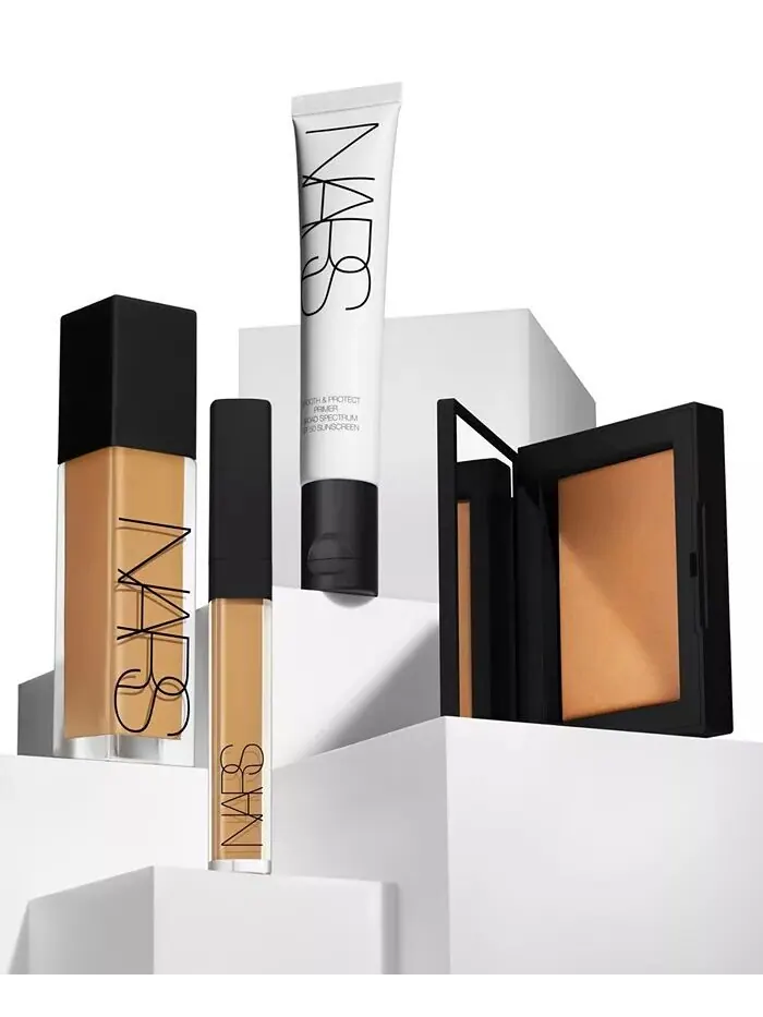 Светоотражающая прессованная фиксирующая пудра, 0,35 унции Nars, цвет Crystal (Very light to light) — изображение 12 из 12