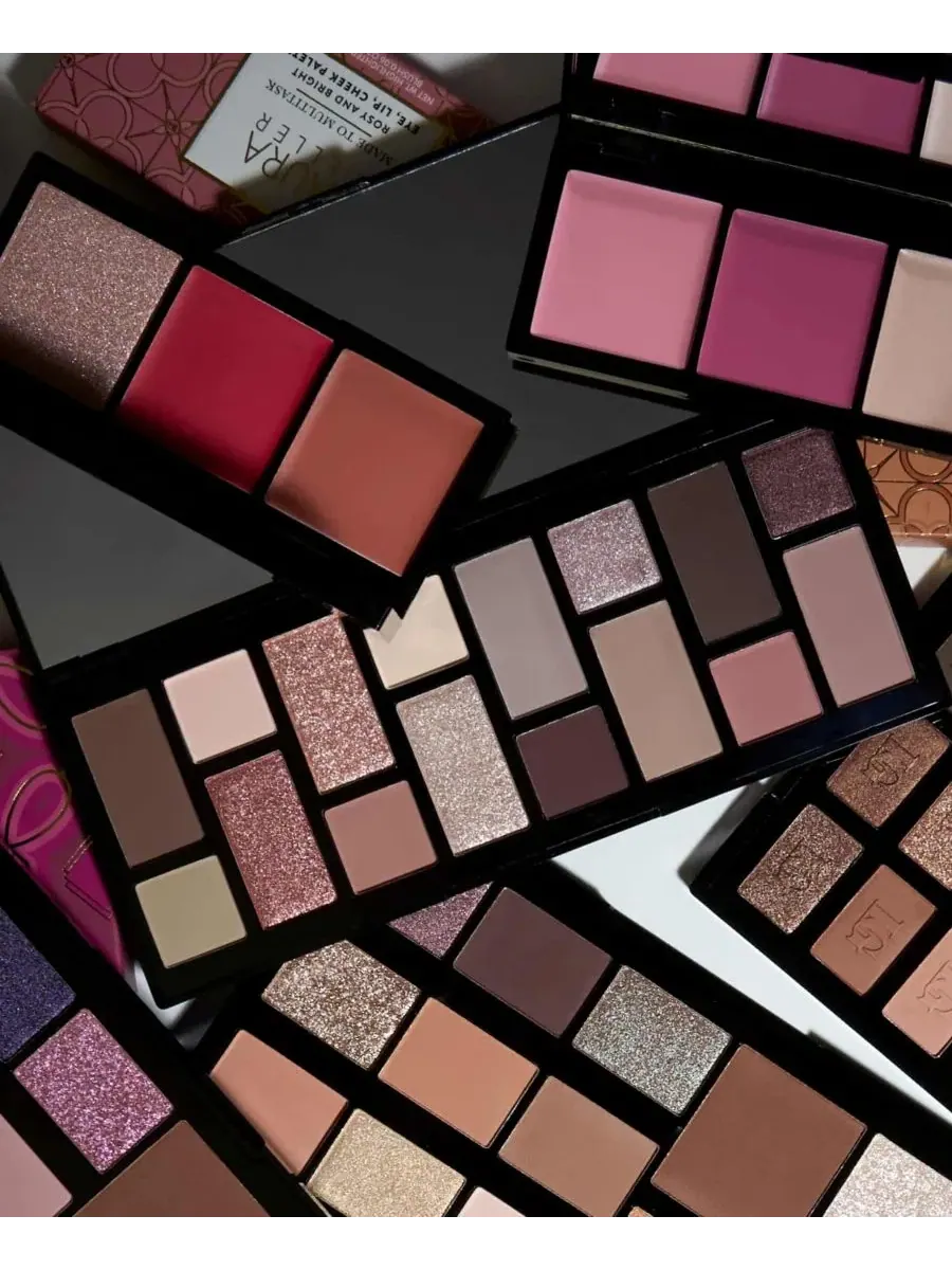 Палетка теней для век Garden Party 16 Multi-Finish Eyeshadows In Full Bloom Laura Geller Beauty — изображение 2 из 3
