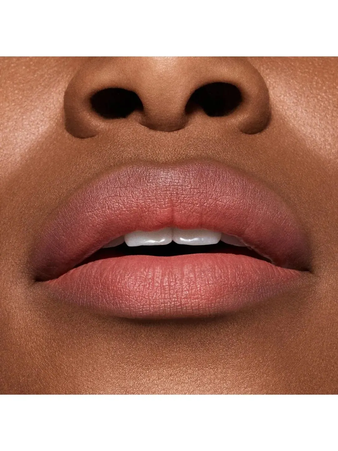Губная помада MAC Powder Kiss Hazy Matte, Stay Curious, 3.5 г — изображение 5 из 7