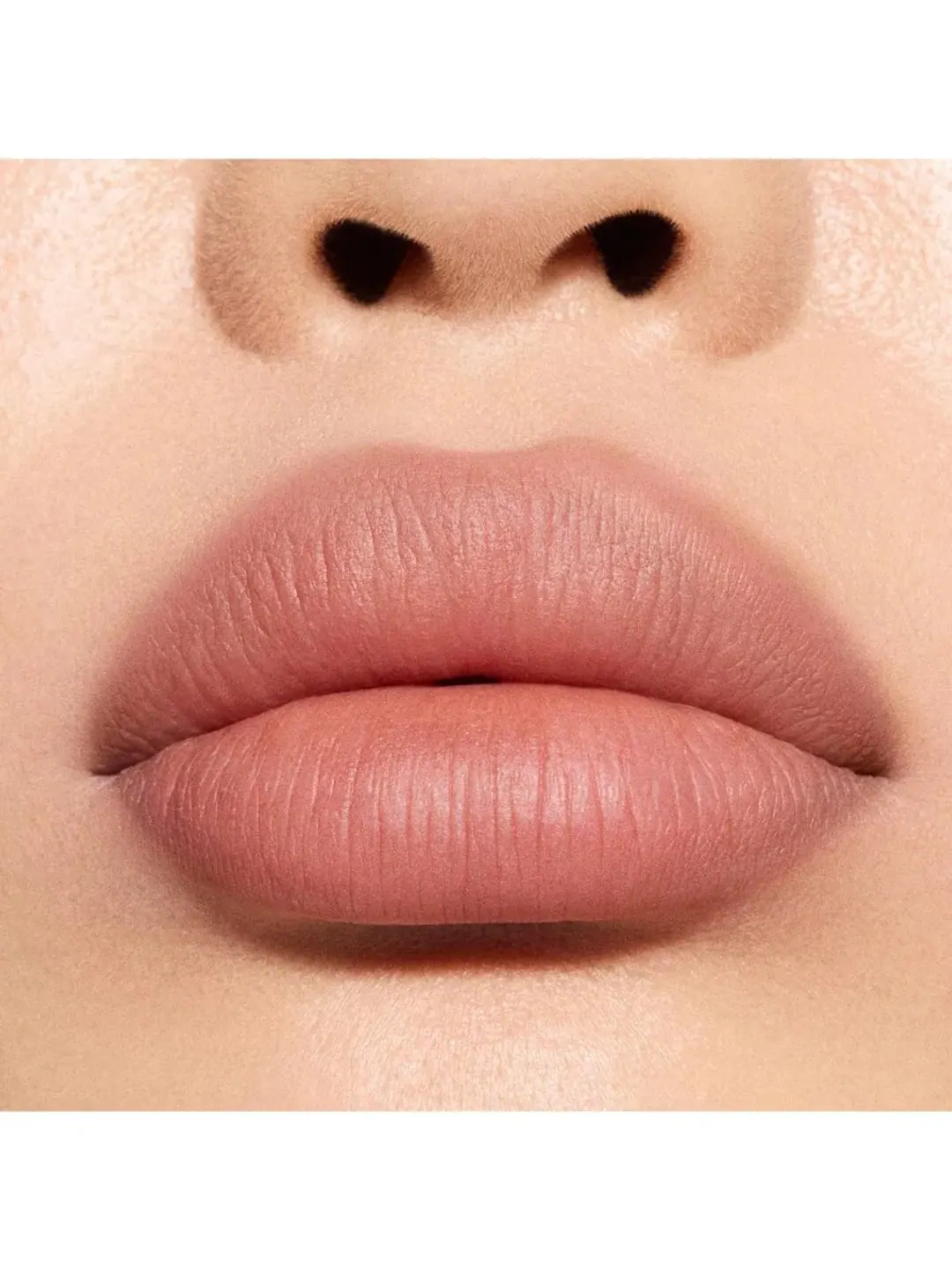 Губная помада MAC Powder Kiss Hazy Matte, Taken, 3.5 г — изображение 3 из 7