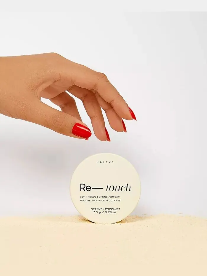 Пудра для настройки мягкого фокуса Re-touch Haleys Beauty — изображение 9 из 11