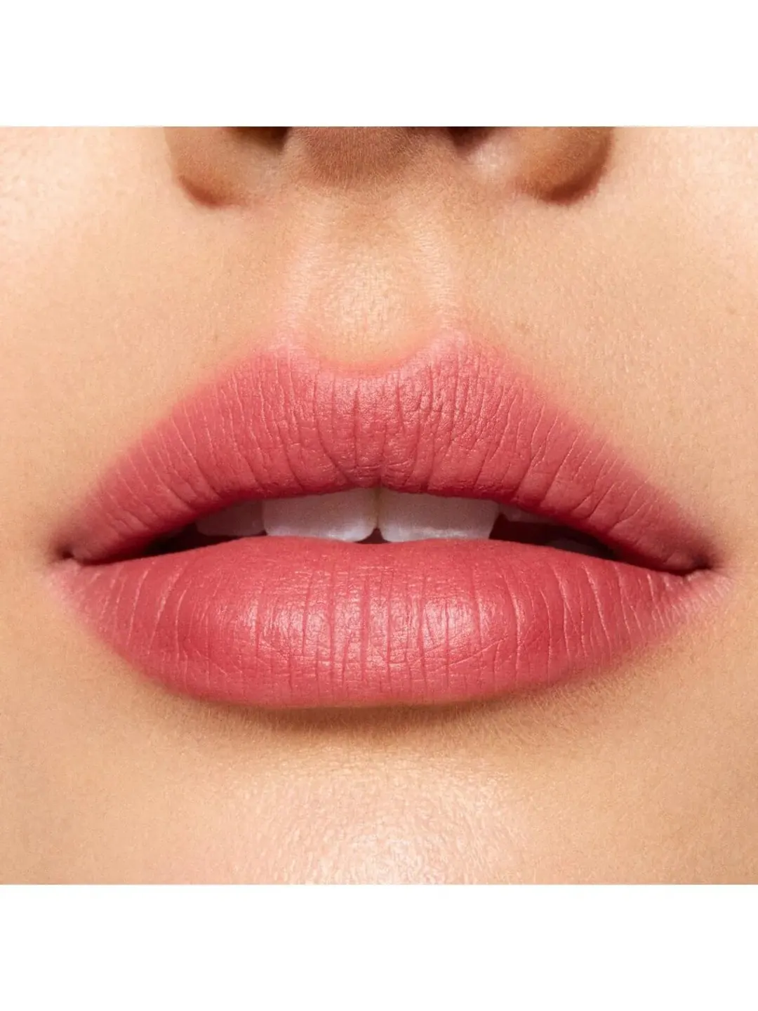 Губная помада MAC Powder Kiss Hazy Matte, Dubonnet Buzz, 3.5 г — изображение 3 из 7