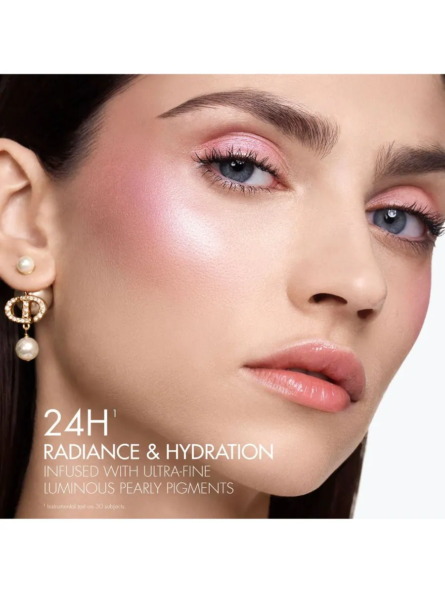 Жидкий хайлайтер Forever Glow Maximizer Longwear DIOR, цвет bronze - a blush bronze — изображение 8 из 10