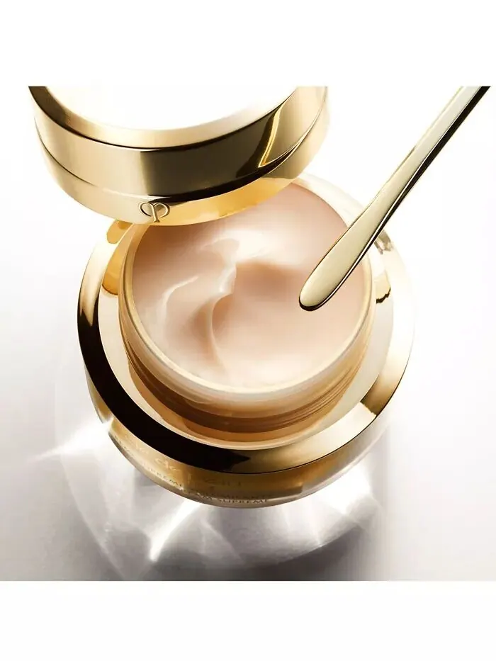 Крем для лица SPF CLE DE PEAU Для увеличения объема Supreme Clé De Beauté — изображение 3 из 11