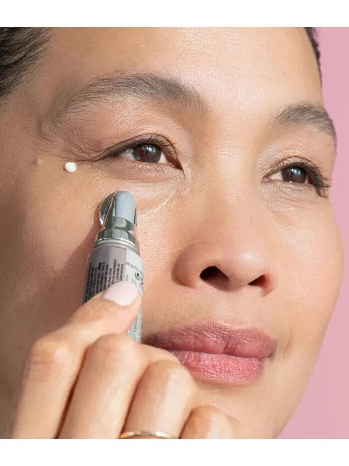 Мультикорректирующий крем для век Advanced Retinol Strivectin — изображение 6 из 9