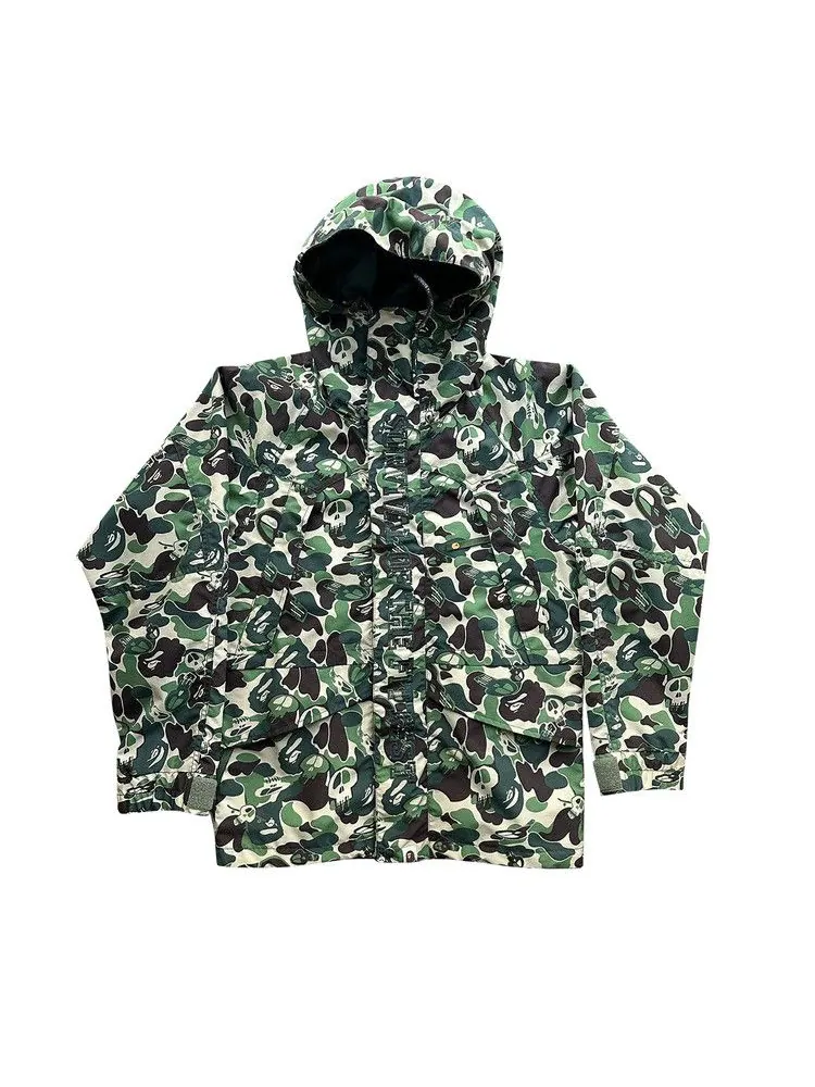 Куртка BAPE x Stussy Skull Camo Snowboard Jacket — зеленый