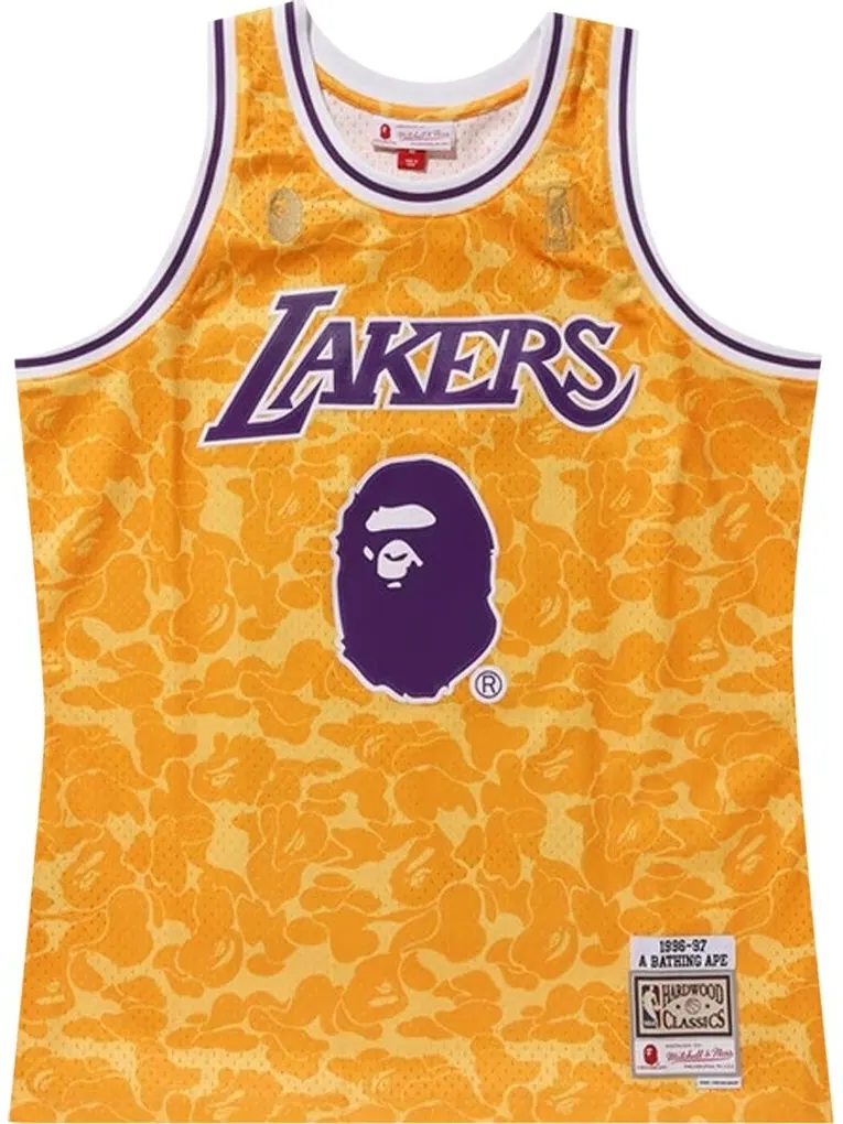 Футболка BAPE x Mitchell & Ness Lakers ABC Basketball Swingman Jersey 'Yellow' — изображение 1 из 2, желтый