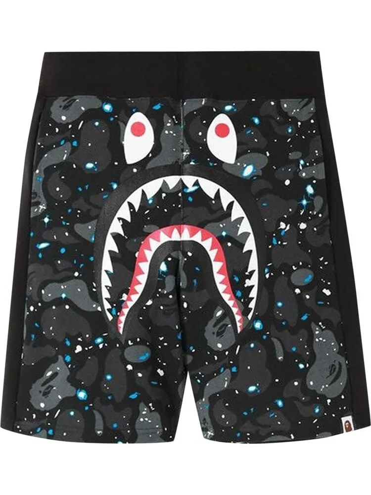 Шорты BAPE Space Camo Shark Sweat Shorts 'Black' — изображение 1 из 1, черный