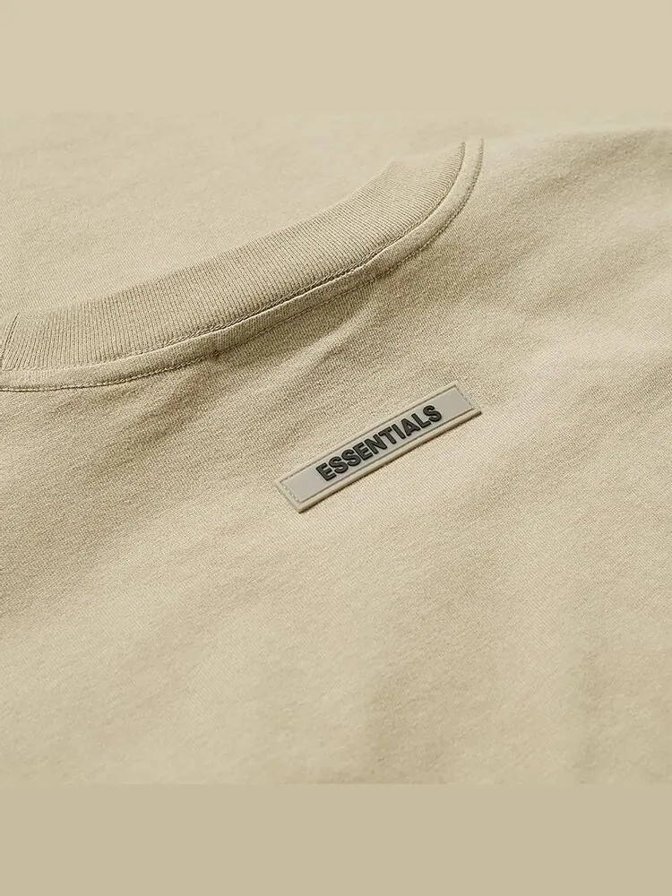 Футболка Fear of God Essentials T-Shirt 'Olive' — изображение 2 из 2, загар
