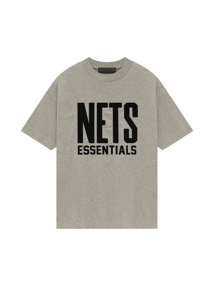 Футболка Fear of God Essentials x NBA Brooklyn Nets Tee — изображение 1 из 2, серый черный