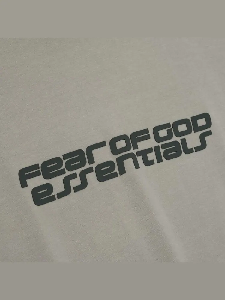Футболка Fear of God Essentials в стиле 90-х — изображение 3 из 3, серый