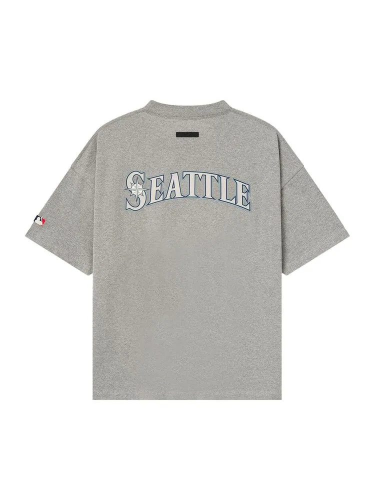 Футболка Fear of God Essentials Mariners 90s Tee, Concrete Heather — изображение 2 из 3, серый