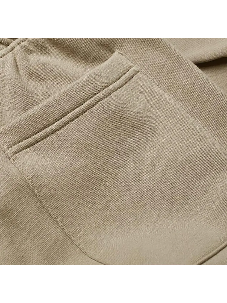 Спортивные брюки Fear of God Essentials Sweatpants 'Olive' — изображение 2 из 2, загар