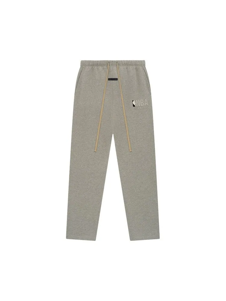 Спортивные брюки Fear of God Essentials x NBA Relaxed Sweatpants, Warm Heather — изображение 1 из 2, серый