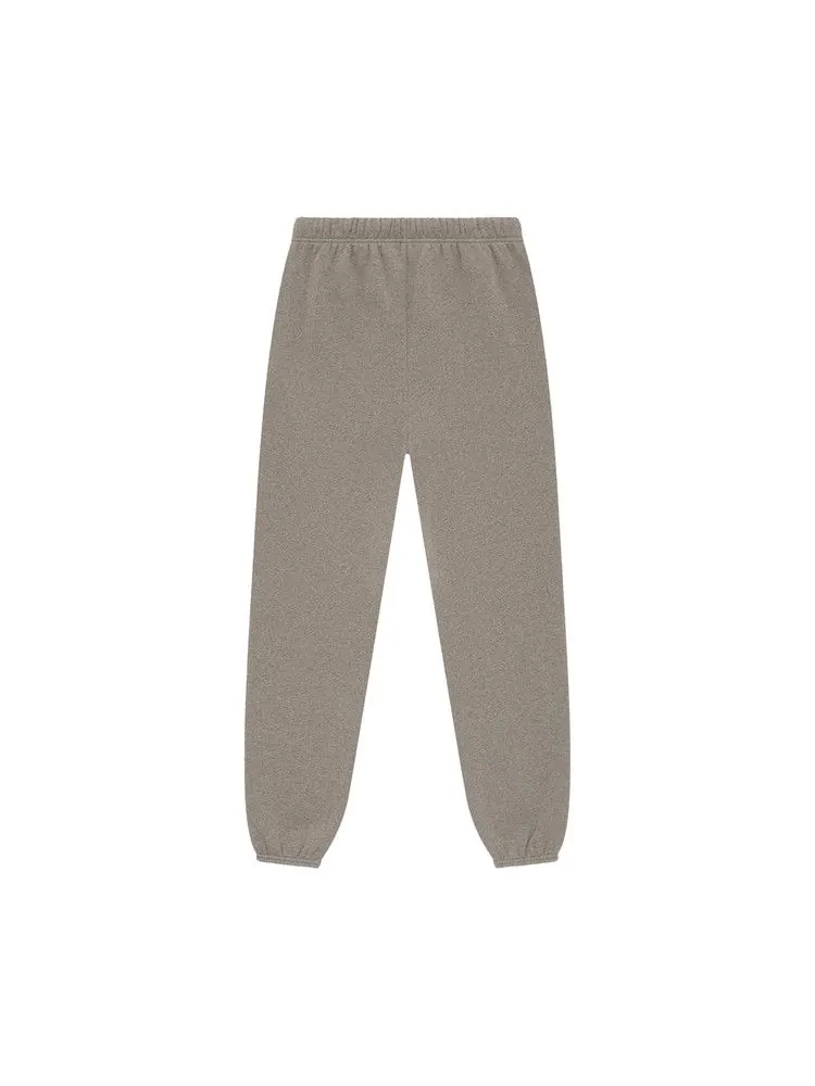 Спортивные брюки Fear of God Essentials Classic Fit Fleece Sweatpant, Homestead Heather — изображение 2 из 3, серый