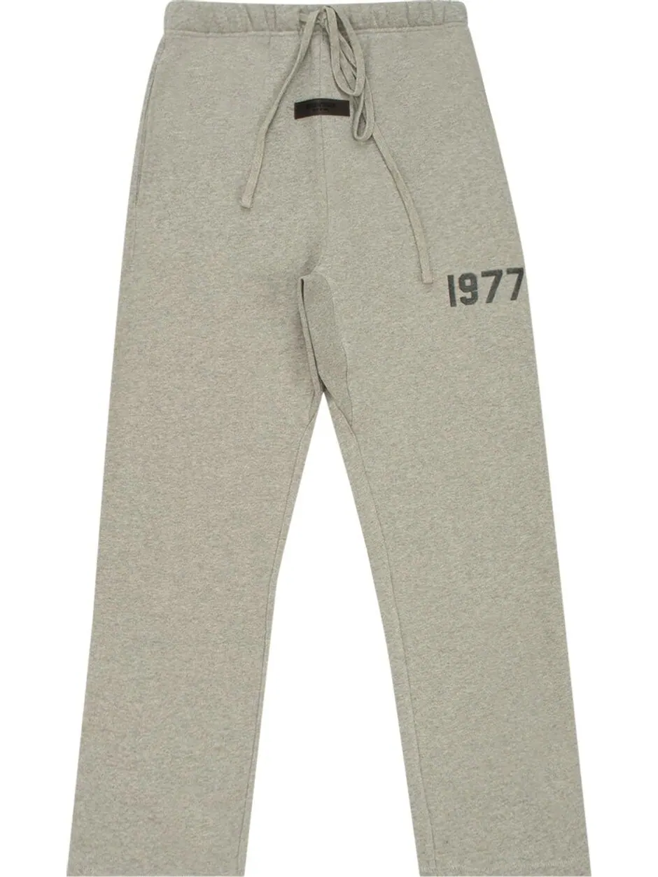 Спортивные брюки Fear of God Essentials Relaxed Sweatpants 'Dark Oatmeal' — изображение 1 из 2, серый