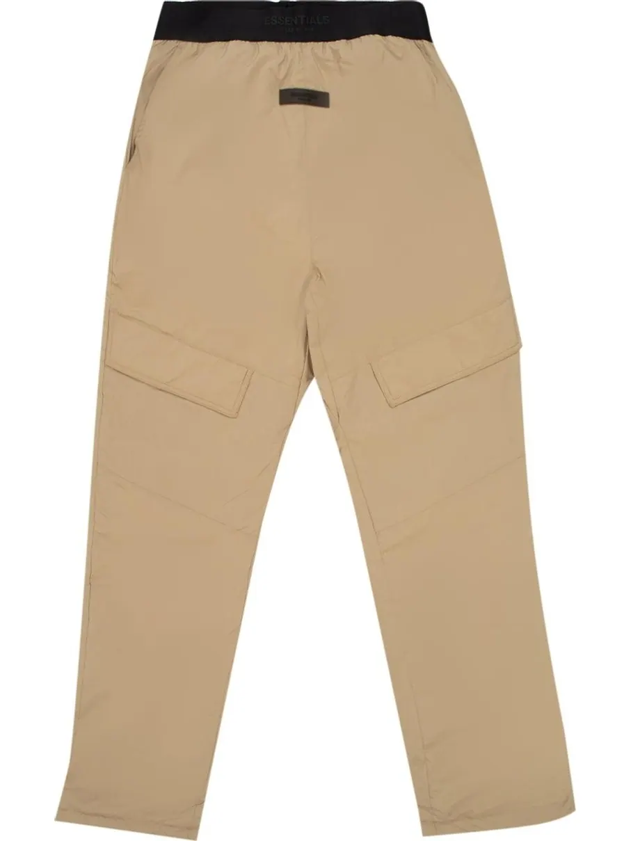 Брюки Fear of God Essentials Storm Pant 'Oak' — изображение 1 из 2, зеленый
