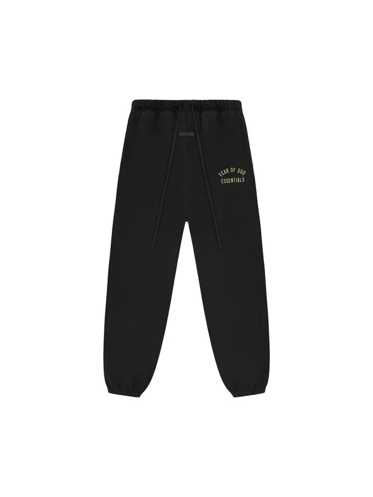 Спортивные брюки Fear of God Essentials Fleece Essential Sweatpant — изображение 1 из 2, черный