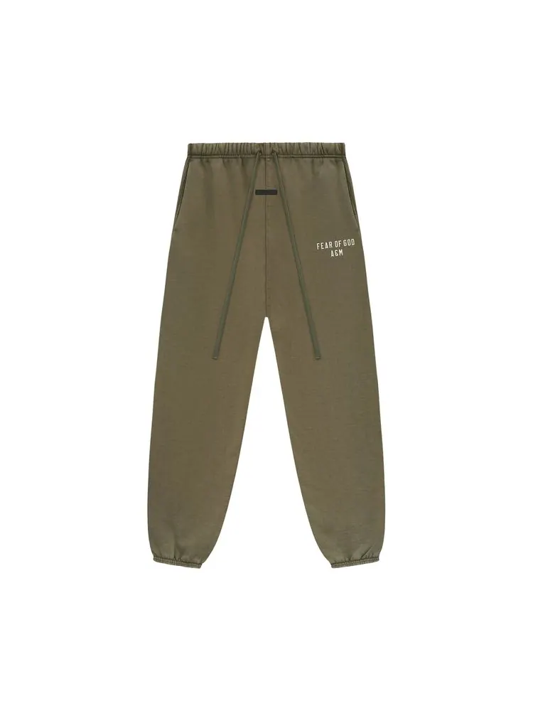 Спортивные брюки Fear of God Essentials Heavy Fleece Sweatpant 'Military' — изображение 1 из 2, оливковый