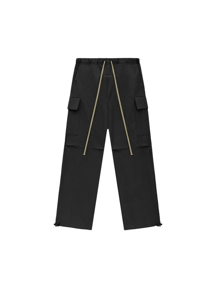 Брюки Fear of God Essentials Textured Nylon Field Pant — изображение 1 из 2, черный