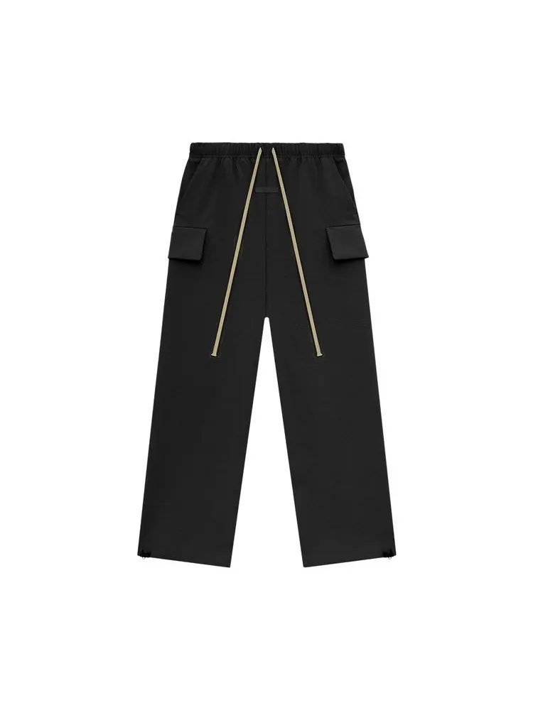 Брюки Fear of God Essentials Bonded Nylon Field Pant — изображение 1 из 2, черный