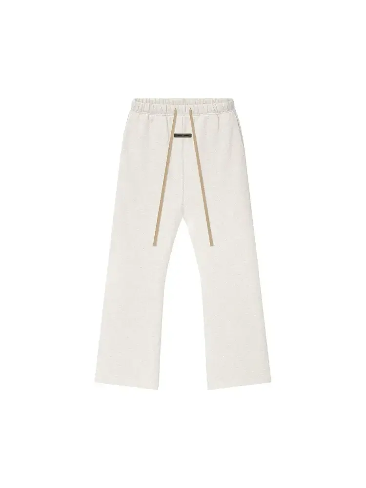 Спортивные штаны Fear of God Essentials Flare Sweatpant — изображение 1 из 2, бежевый