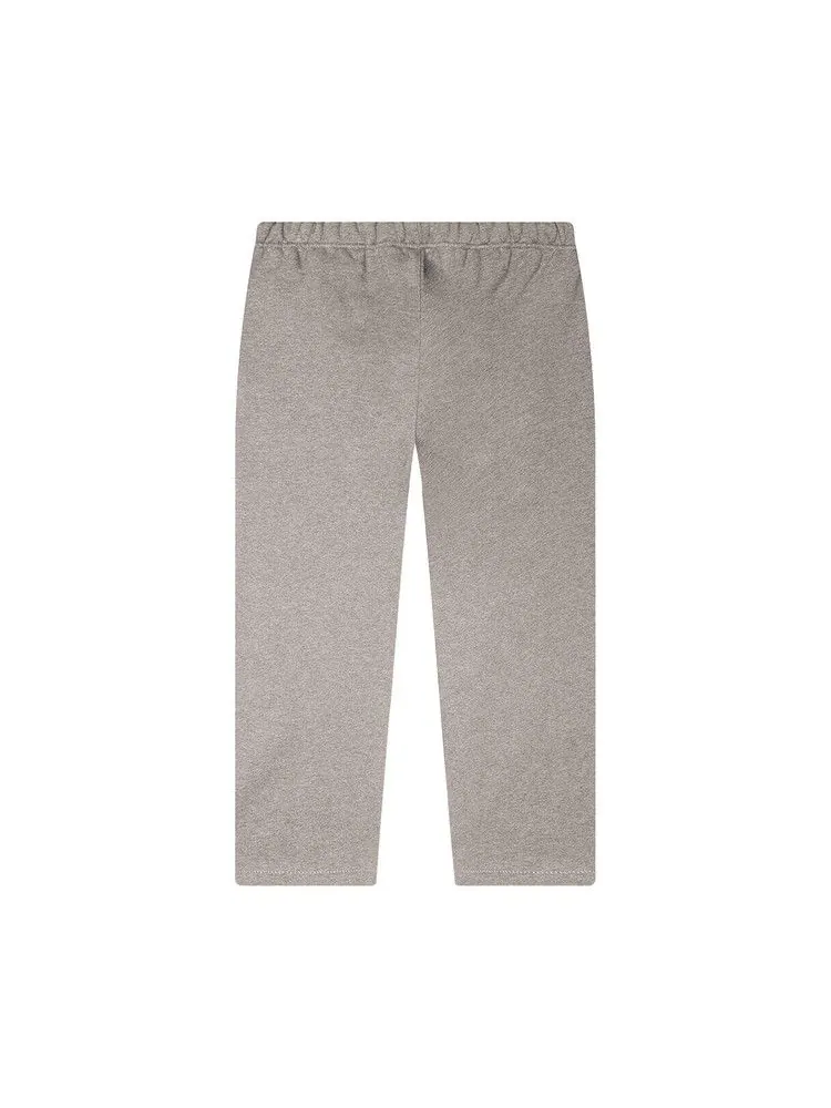 Спортивные брюки Fear of God Essentials Fleece Relaxed Sweatpant — изображение 2 из 2, серый