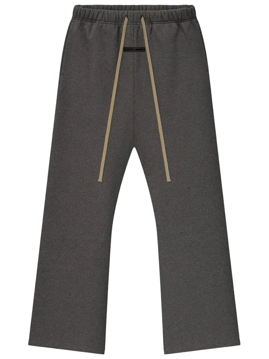 Спортивные брюки-клеш Fear of God Essentials — изображение 1 из 2, серый