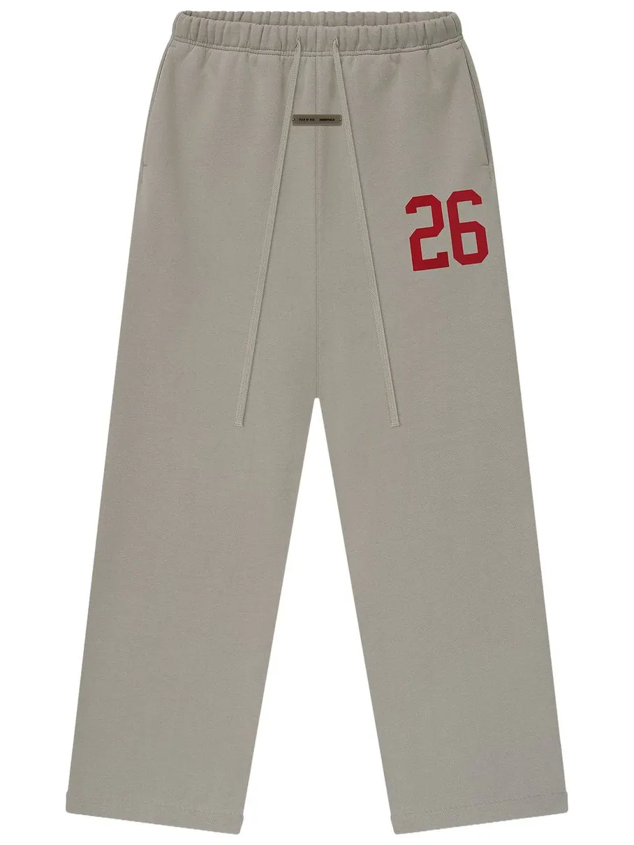 Спортивные штаны Fear of God Essentials Lounge Sweatpant — изображение 1 из 2, серый