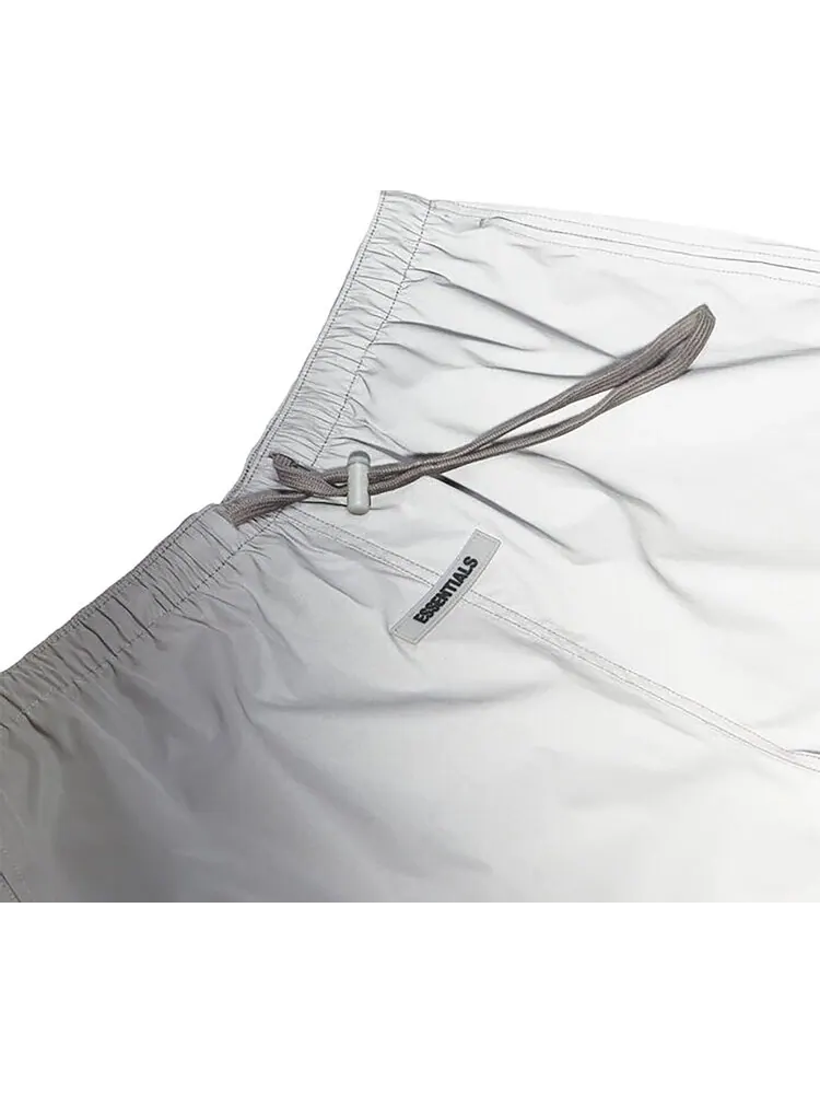 Шорты Fear of God Essentials Nylon Running Shorts 'Silver Reflective' — изображение 3 из 3, серебряный