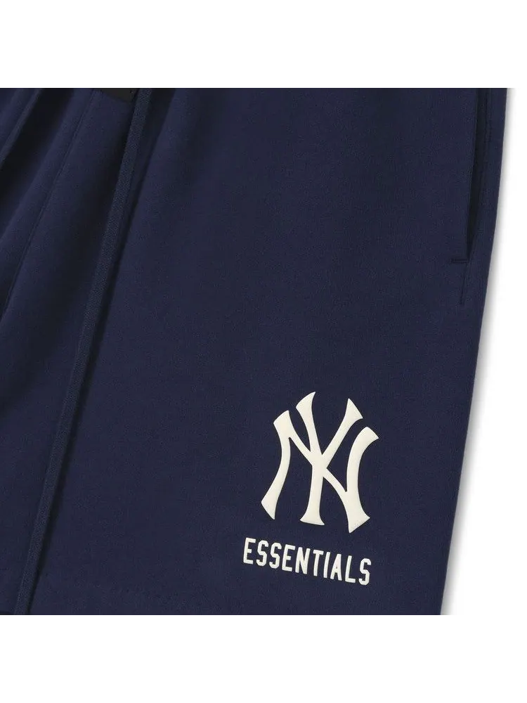 Спортивные шорты Fear of God Essentials Yankees Classic Sweatshort — изображение 3 из 3, темно-синий